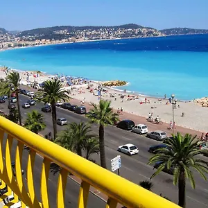Beachfront Promenade Des Nice