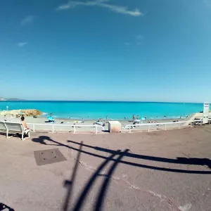 Les Dauphins Nice