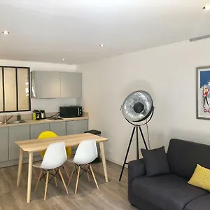 Le 17 Faubourg Apartment Annecy